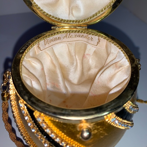 Rare Vivian Alexander Faberge Egg - Picture 7 of 8